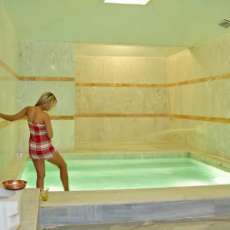Formback Thermal & Apart Otel 3*