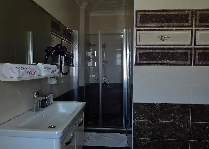 فورمباك ثيرمال سويت آند أبارت 3*