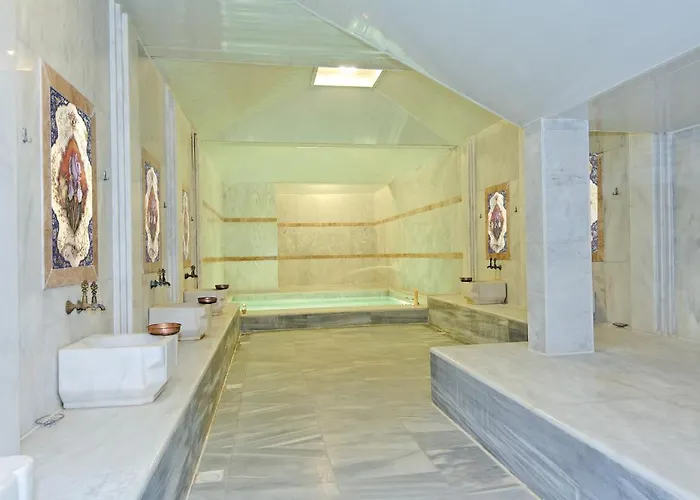 فورمباك ثيرمال سويت آند أبارت شقة فندقية 3*