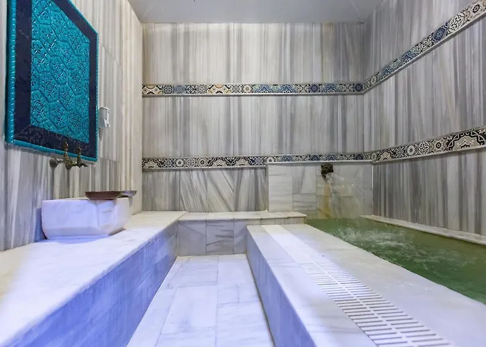 فورمباك ثيرمال سويت آند أبارت شقة فندقية